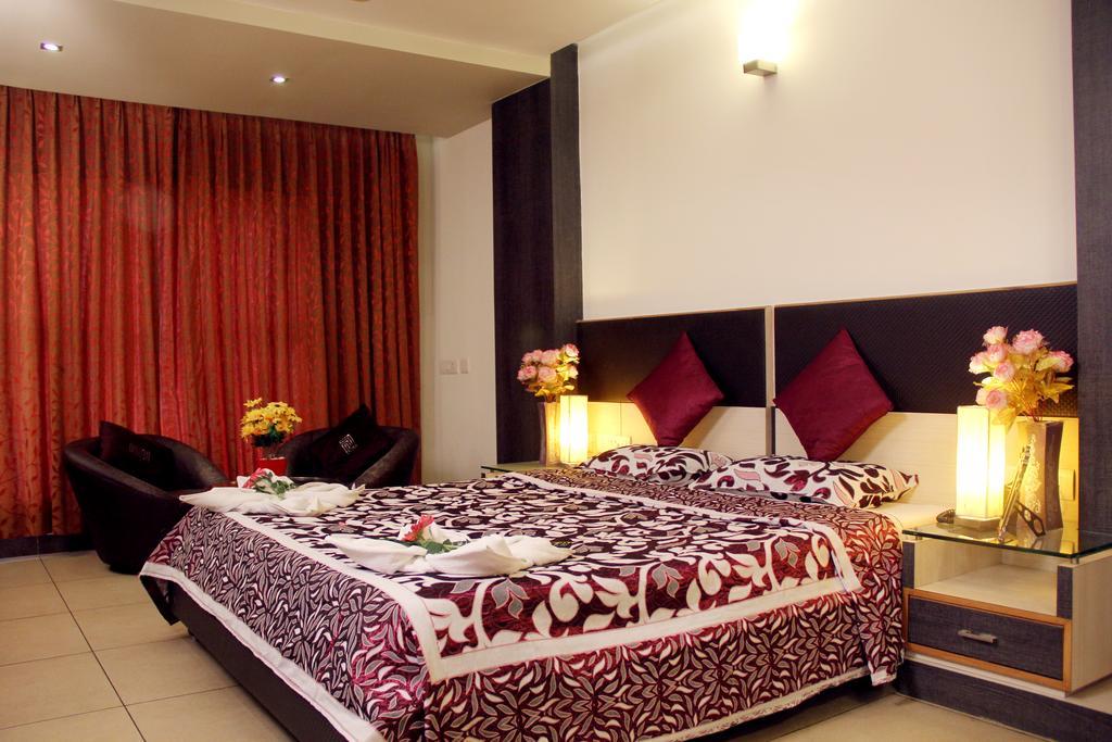 Hotel Sun Park Пондичерри Номер фото