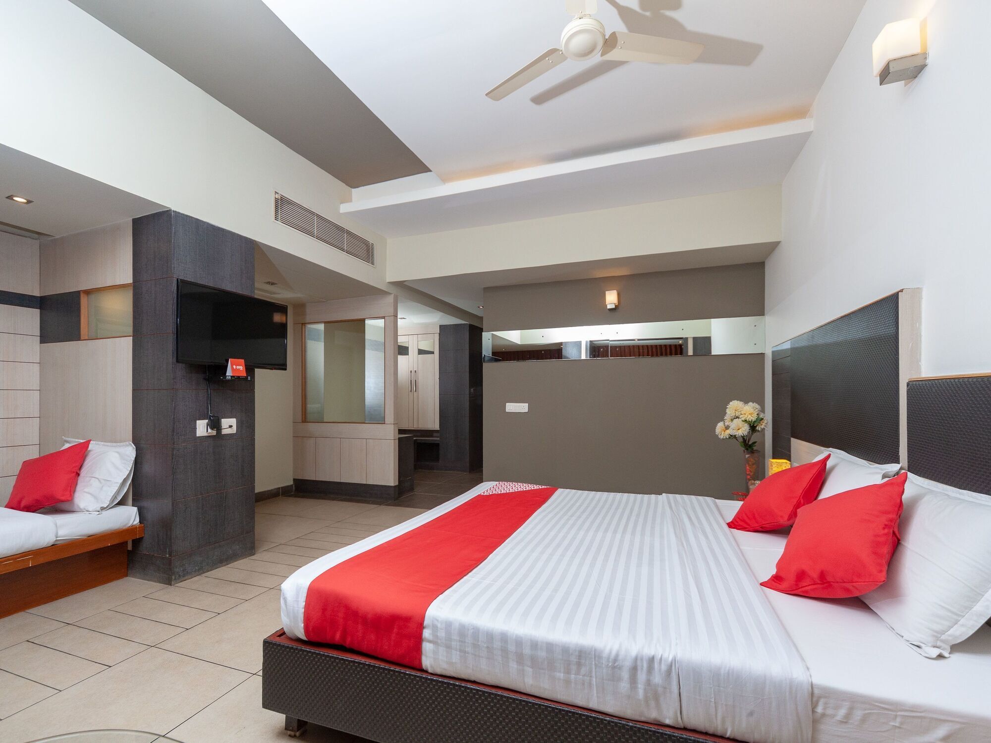 Hotel Sun Park Пондичерри Экстерьер фото
