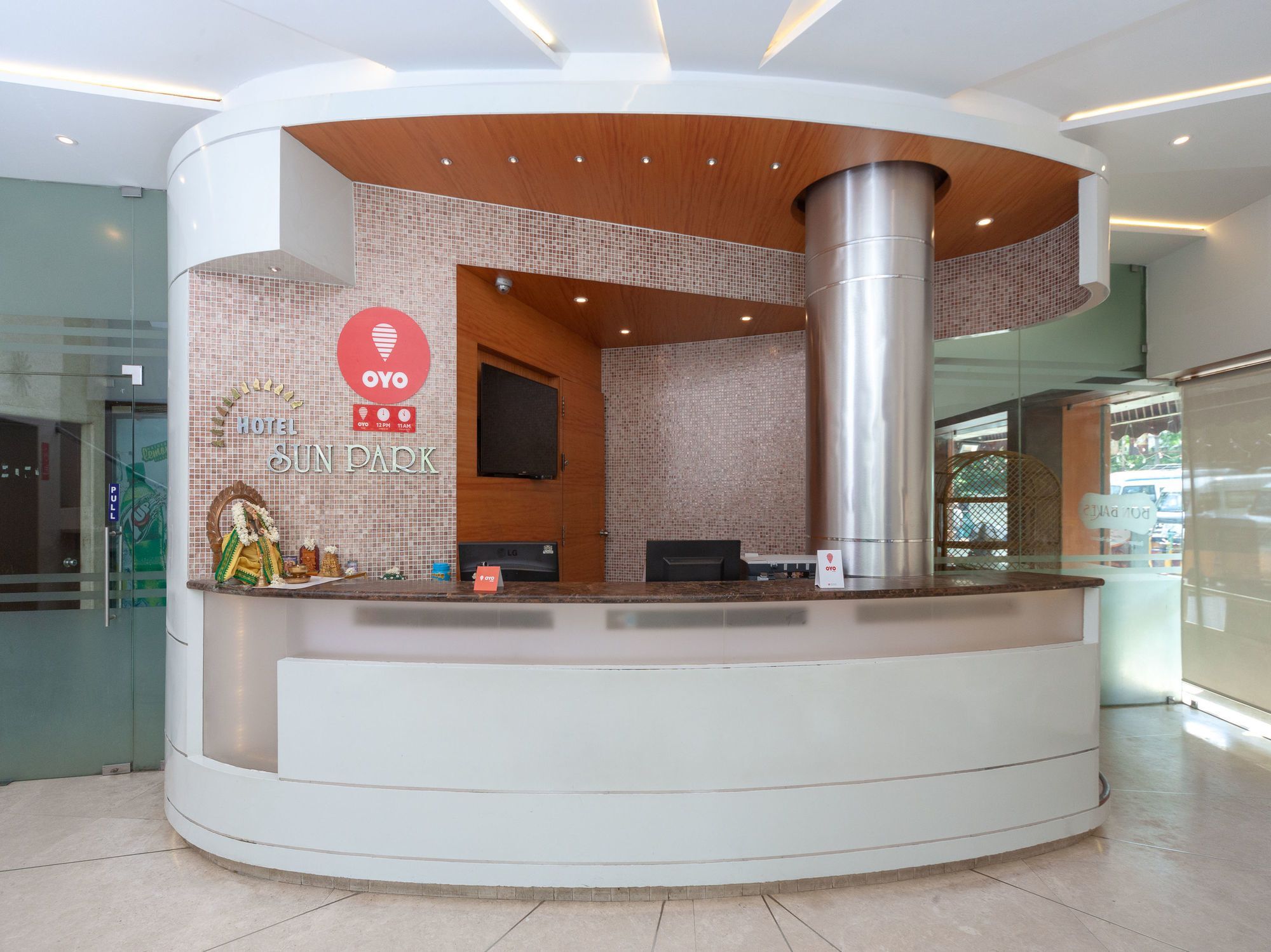 Hotel Sun Park Пондичерри Экстерьер фото