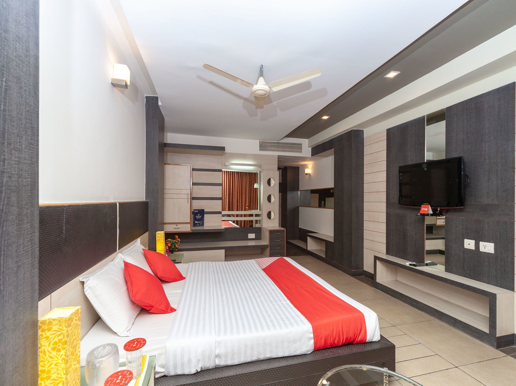 Hotel Sun Park Пондичерри Экстерьер фото